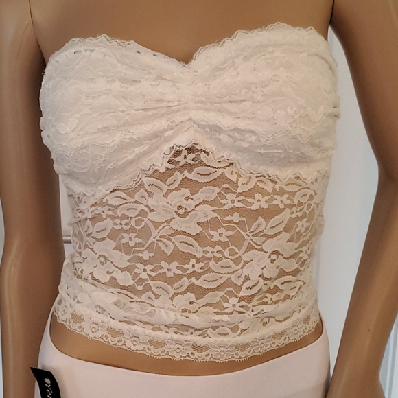 Bozzolo Tops - Lace camisole top with padded bust